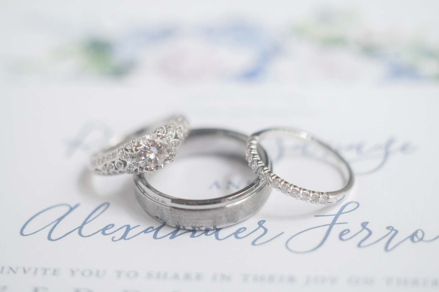 wedding rings with invitation